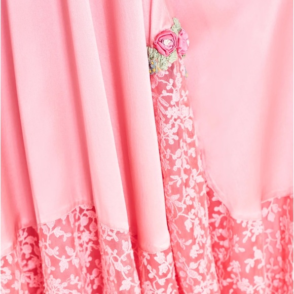 LoveShakeFancy Mirette Silk Gown SZ 6 in Powder Pink - Picture 9 of 16